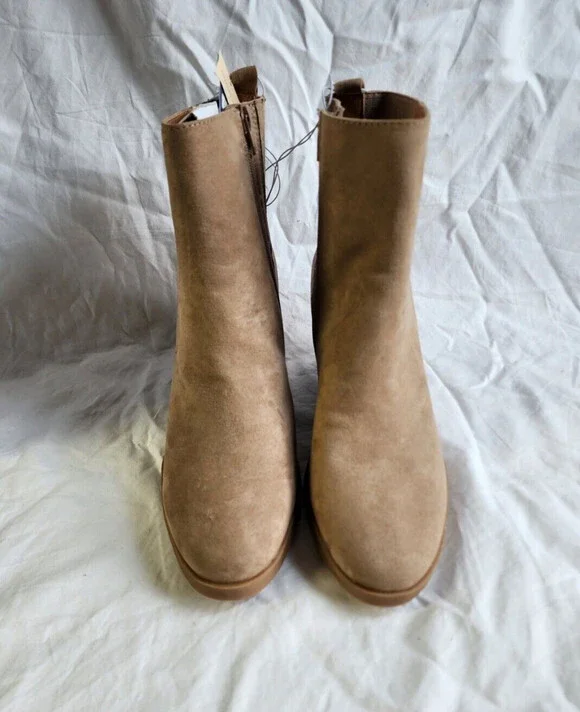 New Universal Thread Women's Cypress Wedge Boots Taupe Size 8 - Picture 7 of 7